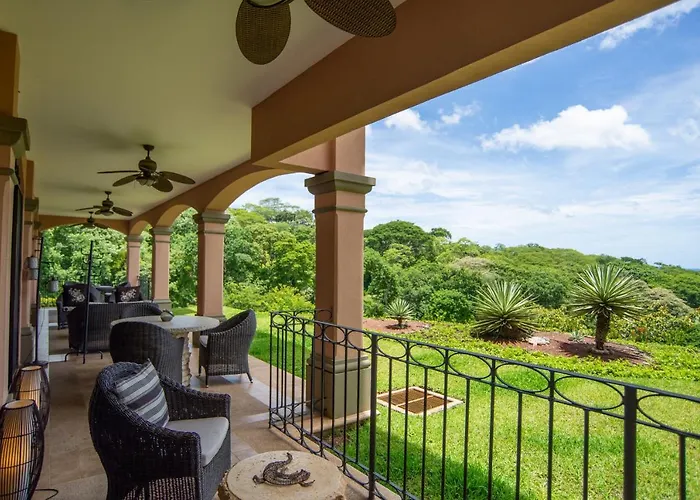 Spacious 2br With Ocean Glimpse - Jobo - Reserva Conchal Golf Сasa de vacaciones Playa Conchal