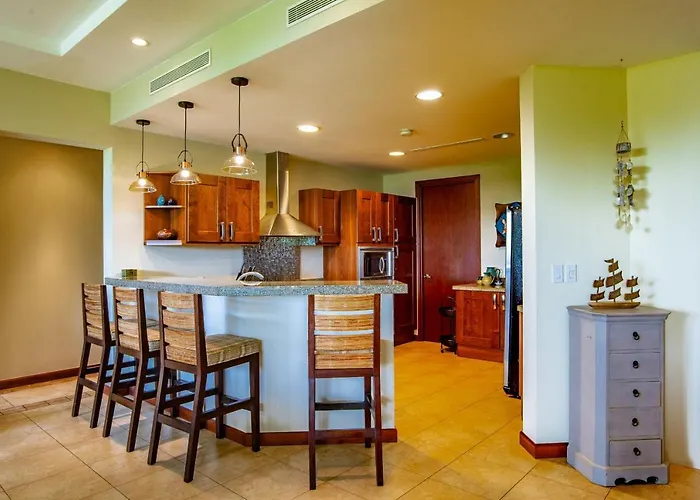 Сasa de vacaciones Spacious 2br With Ocean Glimpse - Jobo - Reserva Conchal Golf *