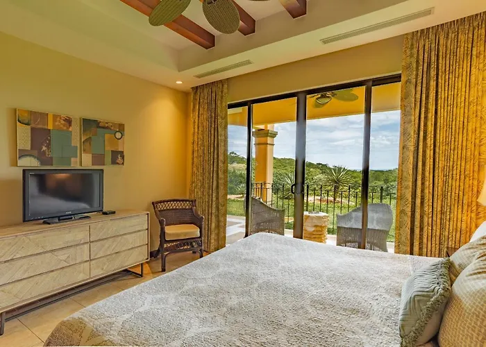 Spacious 2br With Ocean Glimpse - Jobo - Reserva Conchal Golf *